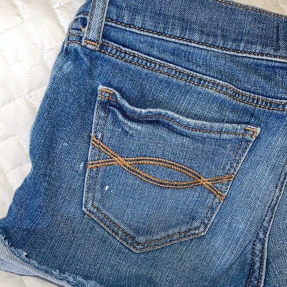 Girls Abercrombie Jean Shorts Size 16 - Picture 6 of 7